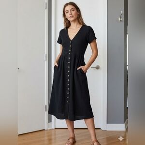 Madewell Black Button-Front V-Neck Midi Dress with Pockets